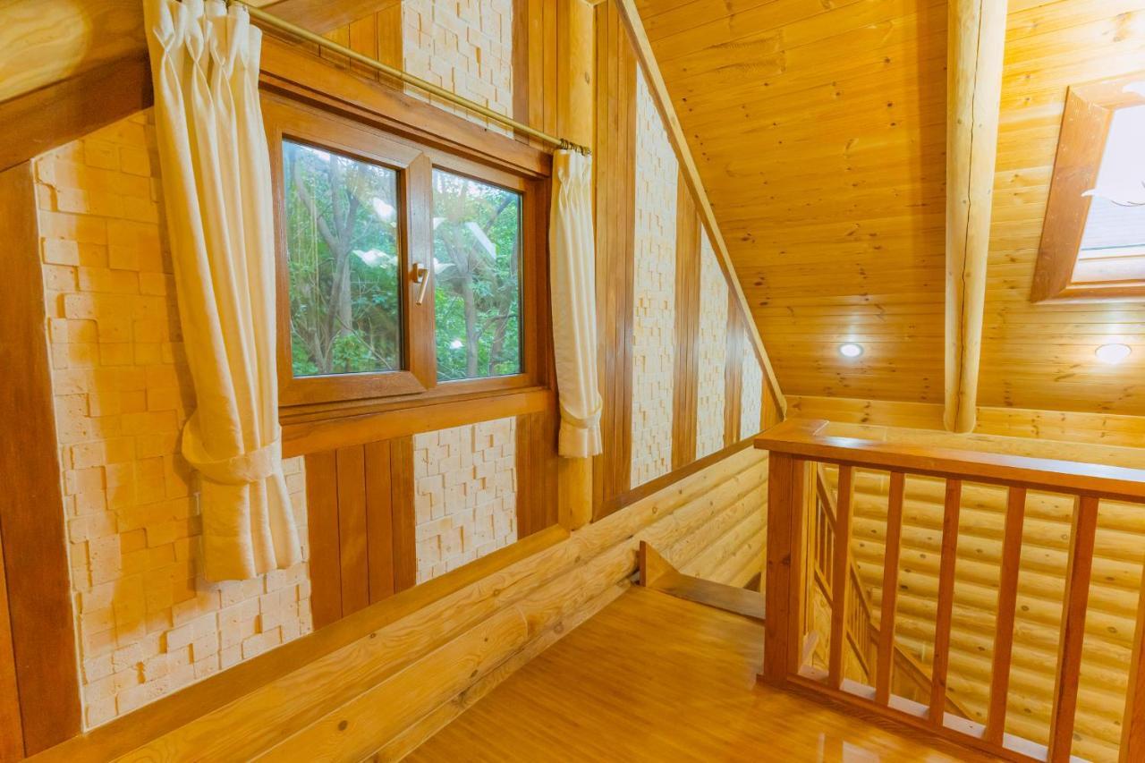 Jungmun Log Pension & Resort ซอกวีโพ ภายนอก รูปภาพ