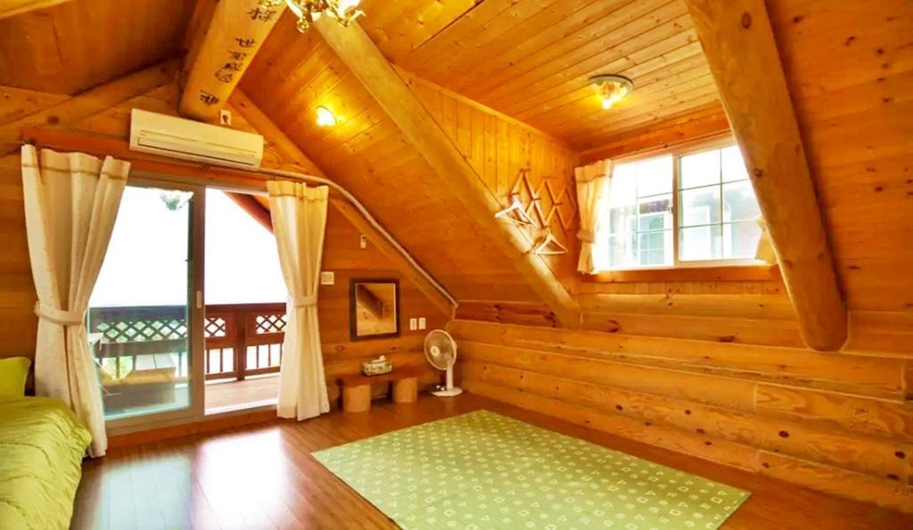 Jungmun Log Pension & Resort ซอกวีโพ ภายนอก รูปภาพ
